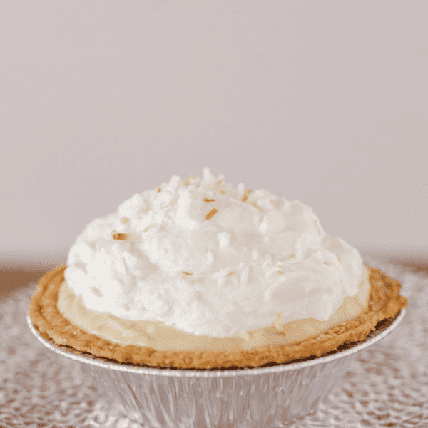 mini coconut cream tart